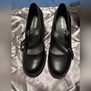 Soda Mary Jane Pumps (10M)